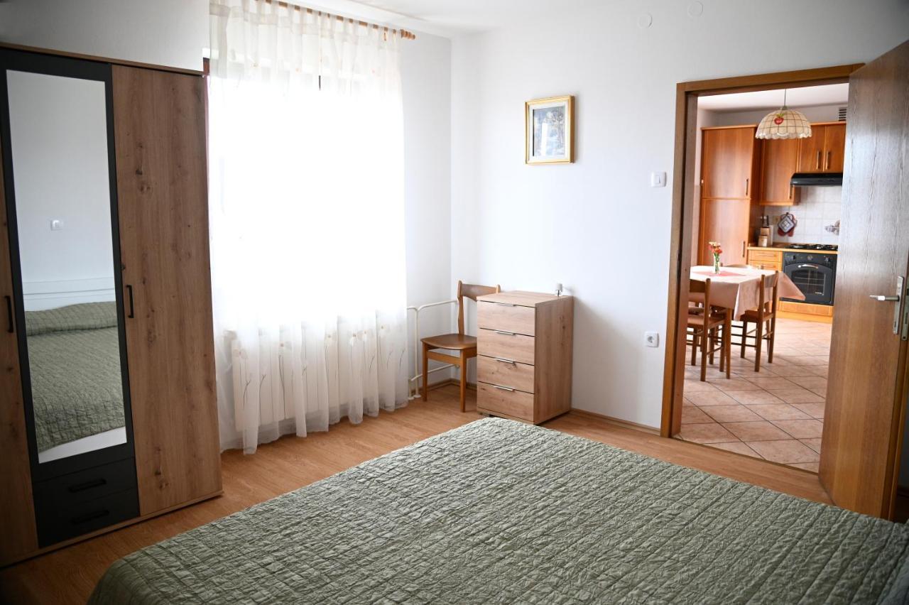 Apartma Cuk Dutovlje Exterior foto
